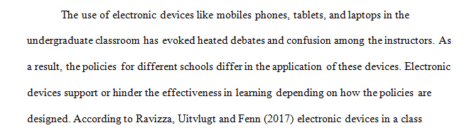 Schools Should Restrict Use of Electronic Devices in Class